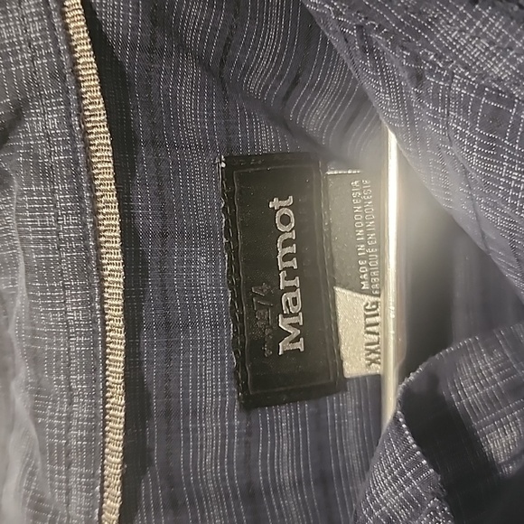 XL Marmot short sleeve - Picture 2 of 4